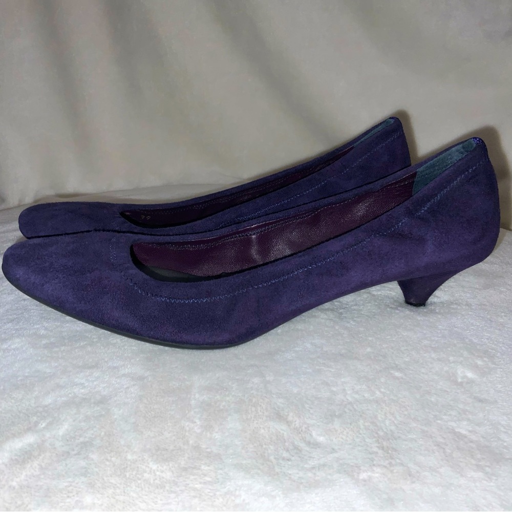 Prada Purple Suede Kitten Heels Size 39